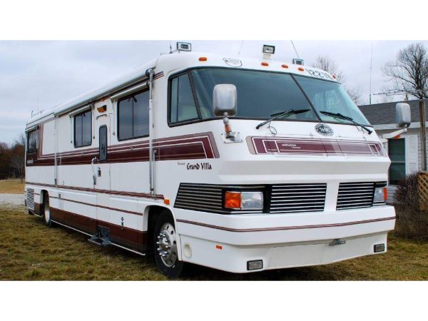 1993 Foretravel U300