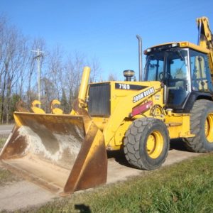 2000 JOHN DEERE 710D Backhoe Loader