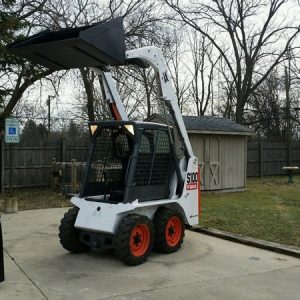 2011 BOBCAT S100 SKIDSTEER LOADER WBUCKET FORKS FOAM TIRES KUBOTA DIESEL LOW HR