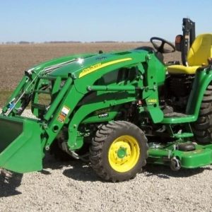 2015 John Deere 3046R