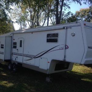 2001 Forest River CEDAR CREEK FIFTH WHEEL 34 CKTS