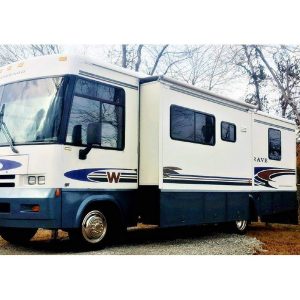 2001 Winnebago BRAVE 30W