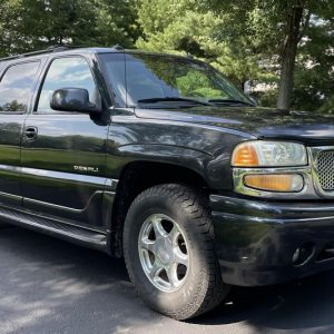 2003 GMC Yukon XL Denali AWD