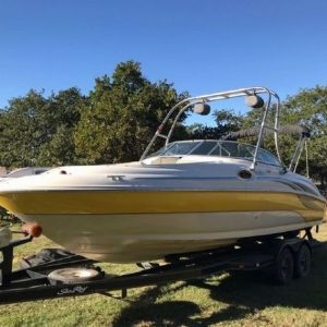 2003 Sea Ray 240 Sundeck