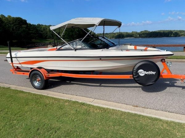 2004 Malibu Wakesetter 21 LX