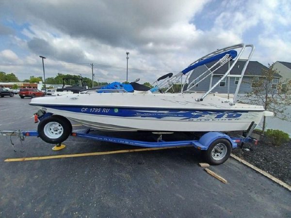 2007 Bayliner 197 Deck Boat