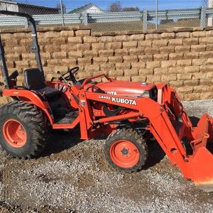 2003 Kubota B7800