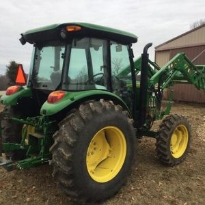 2015 John Deere 5055E