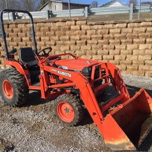 2003 Kubota B7800