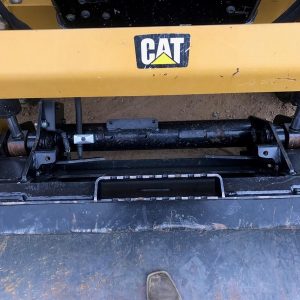 2015 CATERPILLAR 239D Skid Steers