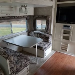 2004 Coachmen CHAPARRAL 278RLDS