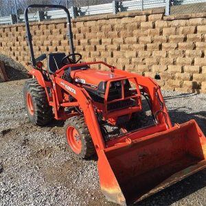 2003 Kubota B7800