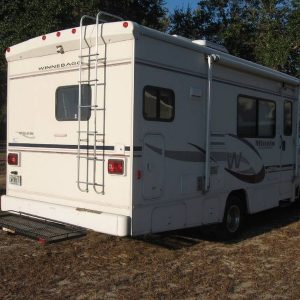 2005 Winnebago MINNIE WINNIE 24F