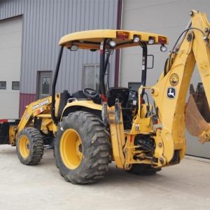 2011 DEERE 110