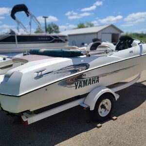 2000 Yamaha Boats LS 2000