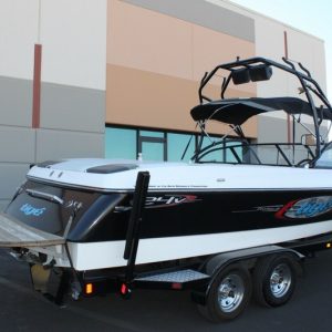 2003 Tige 24V Riders Edition Wakeboard 46hr 335HP Vortec Clean title