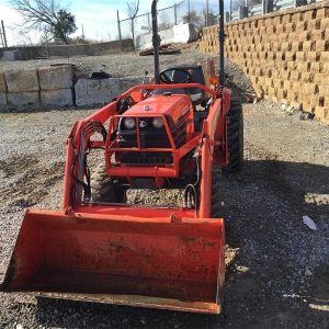 2003 Kubota B7800