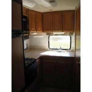 2005 Winnebago MINNIE WINNIE 24F