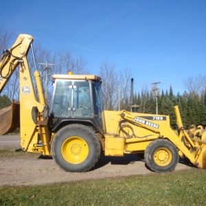 2000 JOHN DEERE 710D Backhoe Loader