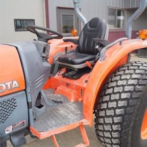 2007 Kubota L3240DT