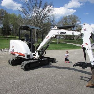 2009 BOBCAT 331G MINI EXCAVATOR  NEW HDRAULIC THUMB  40HP KUBOTA  2029 HOURS