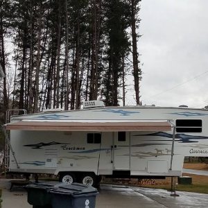 2004 Coachmen CHAPARRAL 278RLDS