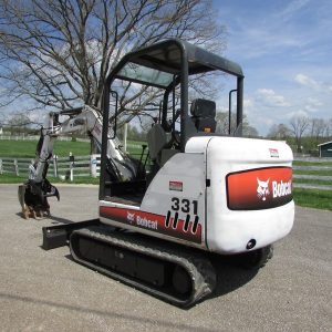 2009 BOBCAT 331G MINI EXCAVATOR  NEW HDRAULIC THUMB  40HP KUBOTA  2029 HOURS