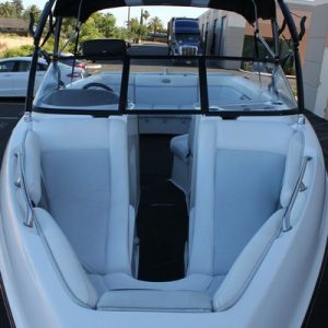 2003 Tige 24V Riders Edition Wakeboard 46hr 335HP Vortec Clean title