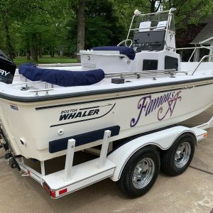 1996 Boston Whaler Outrage 19