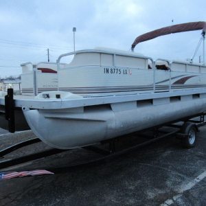 2002 Bennington 205 Pontoon