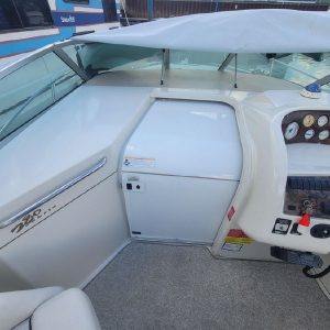 1996 Larson Cabrio 280 Mid Cabin