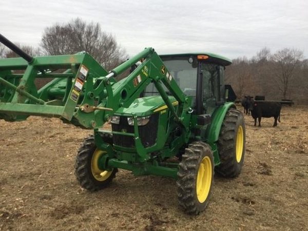 2015 John Deere 5055E