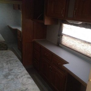 2001 Forest River CEDAR CREEK FIFTH WHEEL 34 CKTS