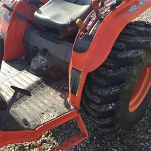 2003 Kubota B7800