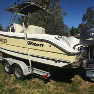 2003 Triton 2486 CC